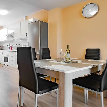 3-bedroom Cozy Tenerife أذيخي