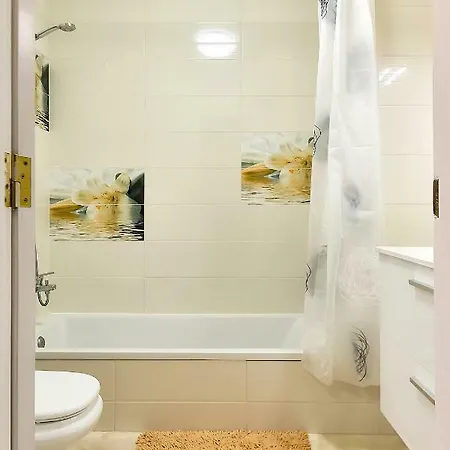 3-bedroom Cozy Tenerife شقة أذيخي