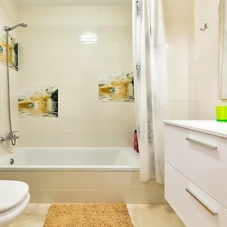 3-bedroom Cozy Tenerife أذيخي